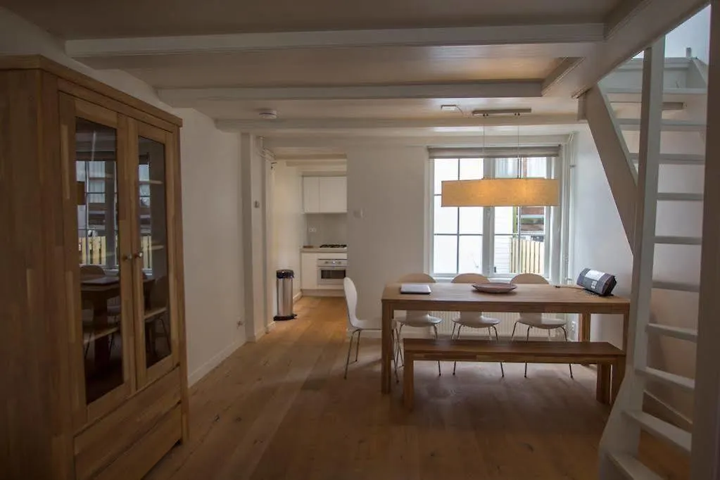 Bed & Breakfast Green Apple Holiday - Lijnbaansgracht Bed and Breakfast Amsterdam