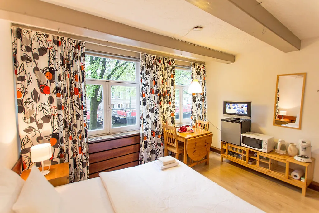 Green Apple Holiday - Lijnbaansgracht Bed and Breakfast Amsterdam Nederland